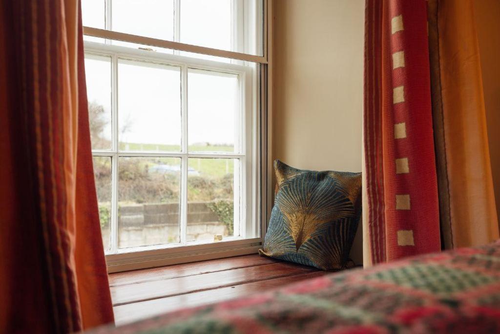 Penrhiw Farm B & B Goodwick Экстерьер фото